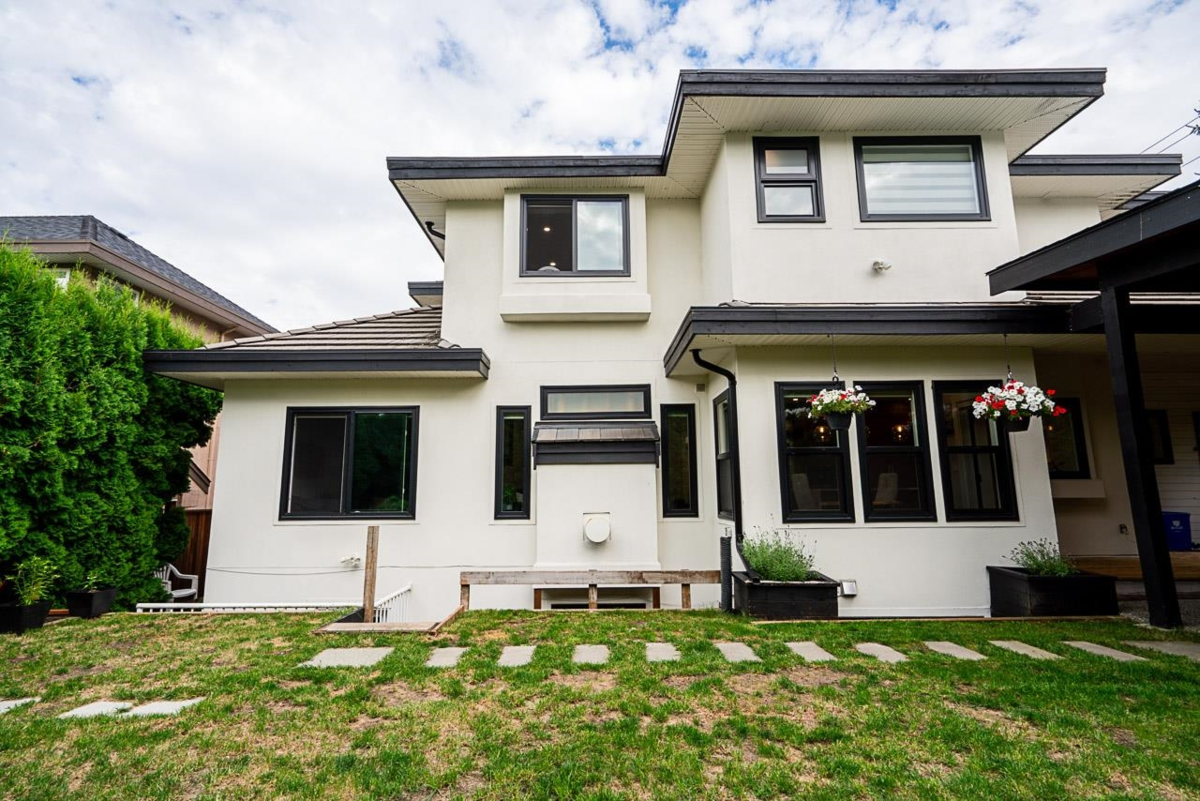 Neighborhood Park Photo Near 10411 170a Street, Surrey, BC