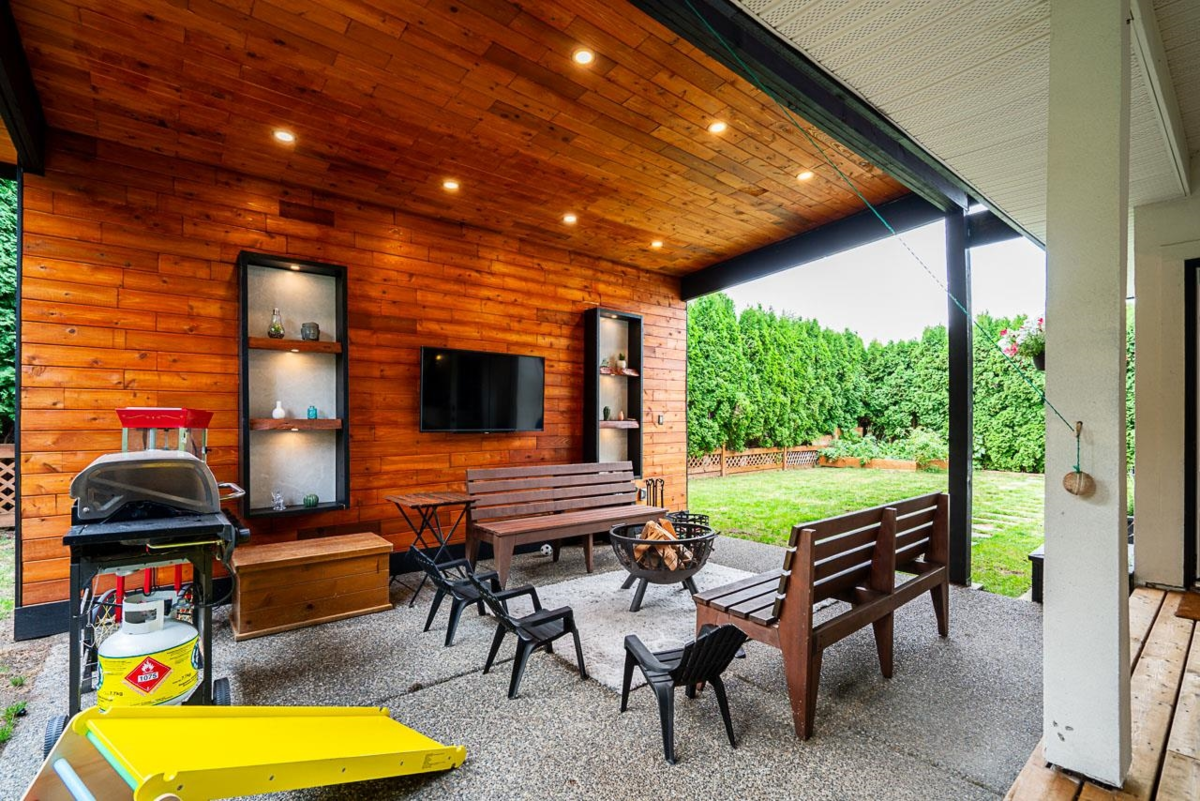 Outdoor Kitchen Photo of 10411 170a Street, Surrey, BC