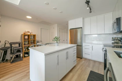 403 5420 208 Street, Langley, BC, Langley — Apartment/Condo for sale