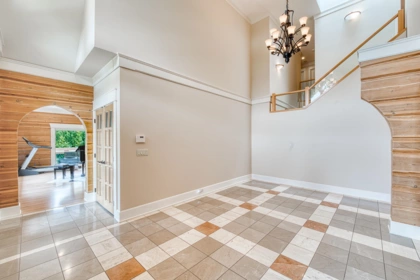 Kitchen Island Photo of 16354 30b Avenue, Surrey, BC