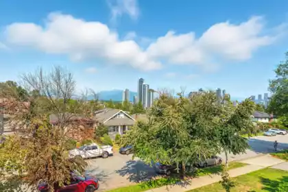 220 3770 Manor Street, Burnaby, BC, Burnaby — Apartment/Condo for sale