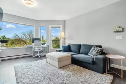 220 3770 Manor Street, Burnaby, BC, Burnaby — Apartment/Condo for sale