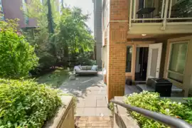 116 119 W 22nd Street, North Vancouver, BC