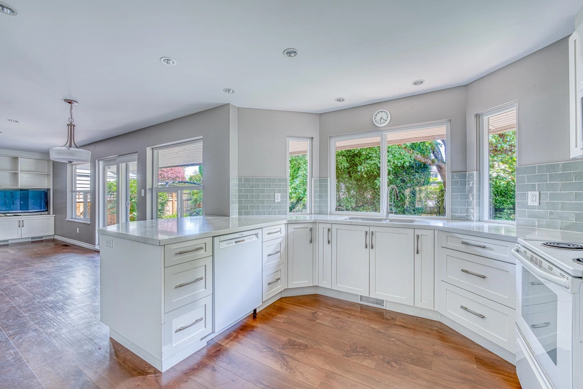 Dining Area Photo of 10680 Bissett Drive, Richmond, BC