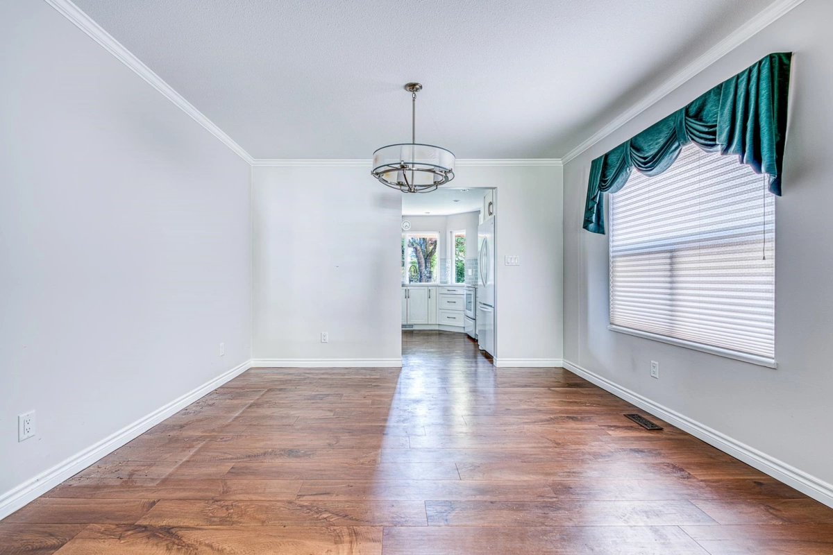Kitchen Photo of 10680 Bissett Drive, Richmond, BC