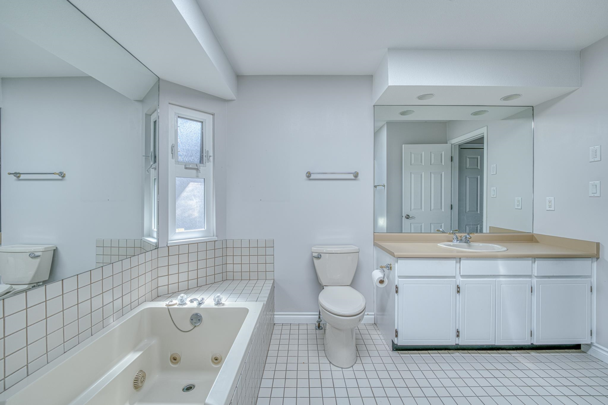 Primary Bedroom Photo of 10680 Bissett Drive, Richmond, BC