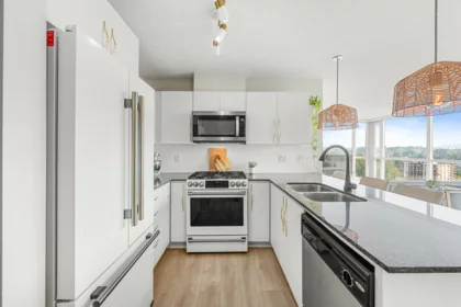 2306 4888 Brentwood Drive, Burnaby, BC, Burnaby — Apartment/Condo for sale