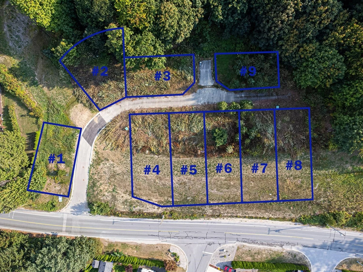 Exterior Front Photo of 2 66026 Kawkawa Lake Road, Hope, BC