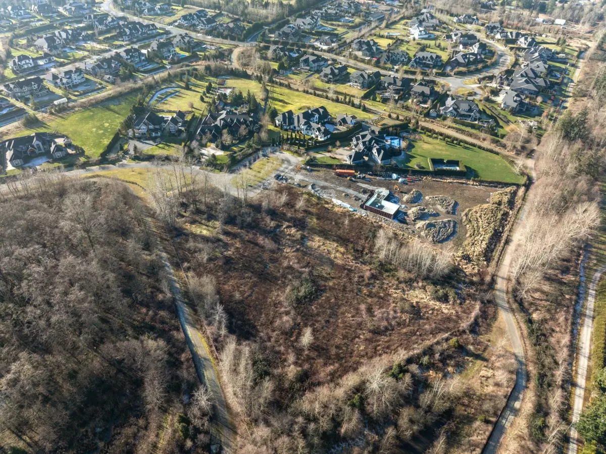 Kitchen Island Photo of 19897 3b Avenue, Langley, BC