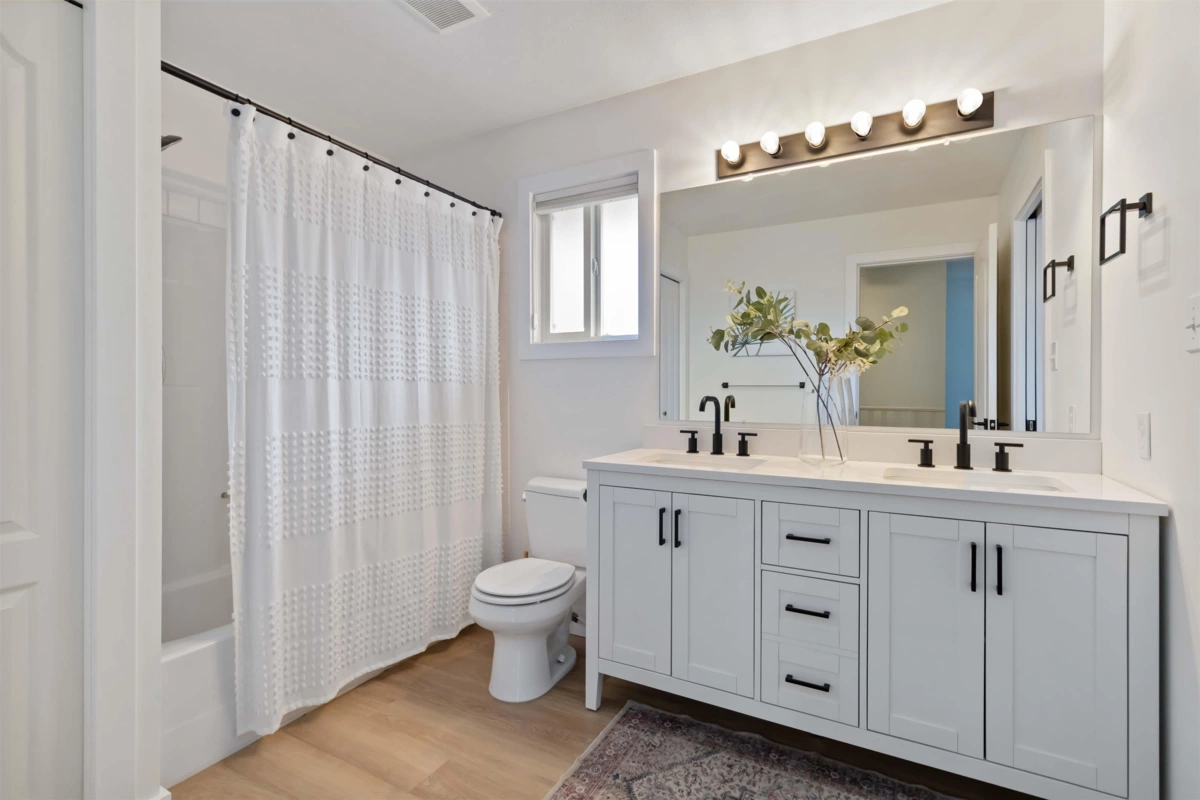 Basement Recreation Room Photo of 73 45175 Wells Road, Chilliwack, BC