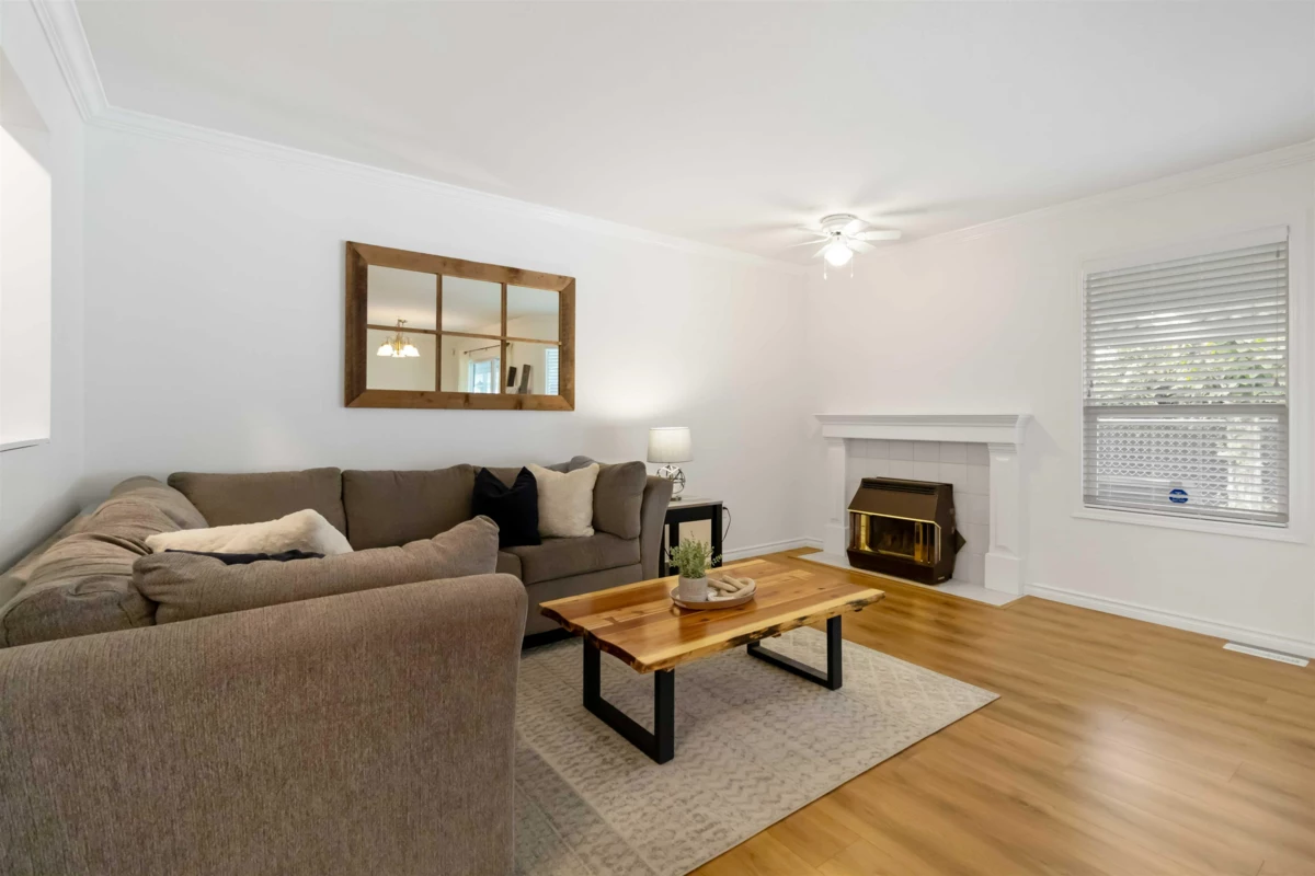 Dining Area Photo of 73 45175 Wells Road, Chilliwack, BC