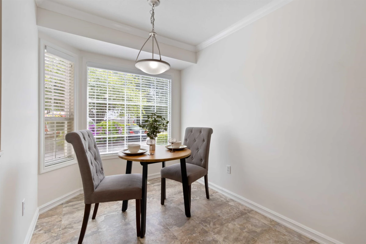 Kitchen Island Photo of 73 45175 Wells Road, Chilliwack, BC