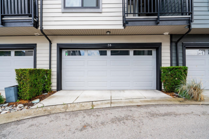 Front Yard Photo of 38 2427 164 Street, Surrey, BC