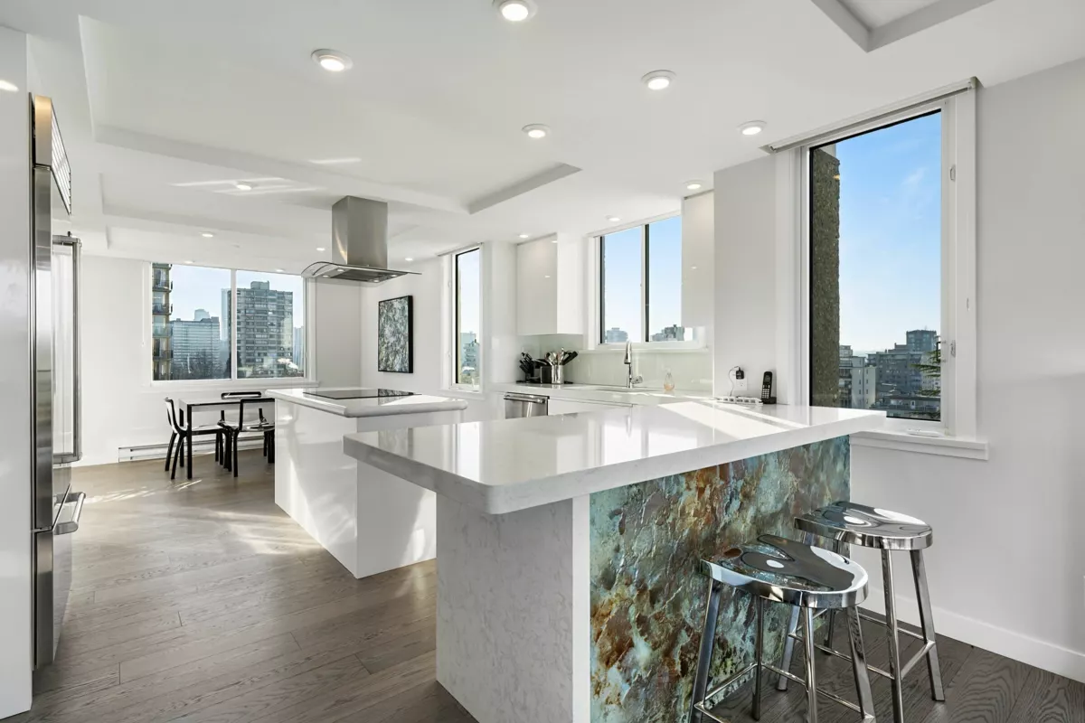 Bedroom 3 Photo of 1001 845 Chilco Street, Vancouver, BC