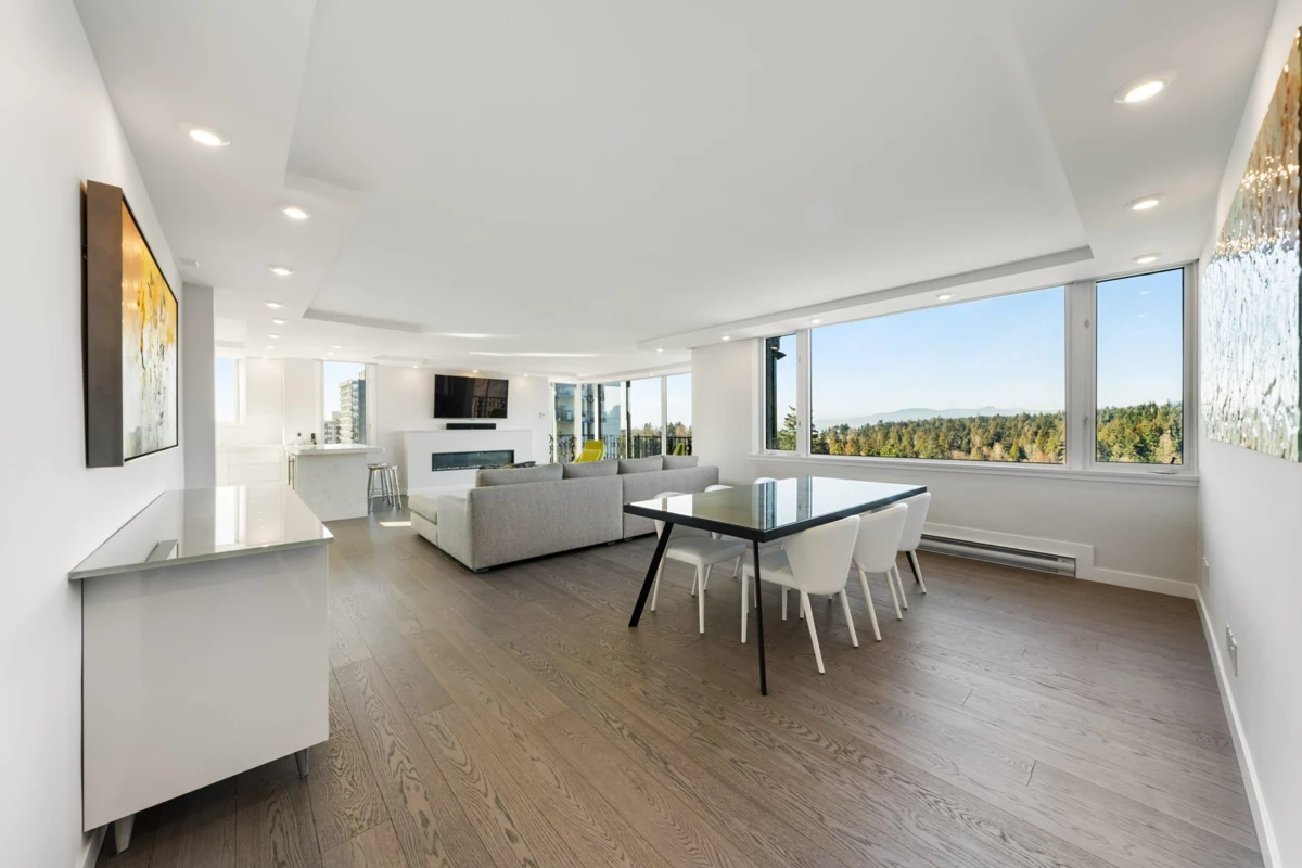 Primary Bedroom Photo of 1001 845 Chilco Street, Vancouver, BC