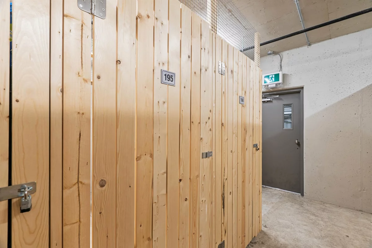 Front Yard Photo of 102 45511 Campus Drive, Chilliwack, BC