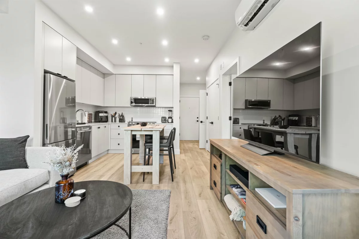 Guest Bathroom Photo of 102 45511 Campus Drive, Chilliwack, BC