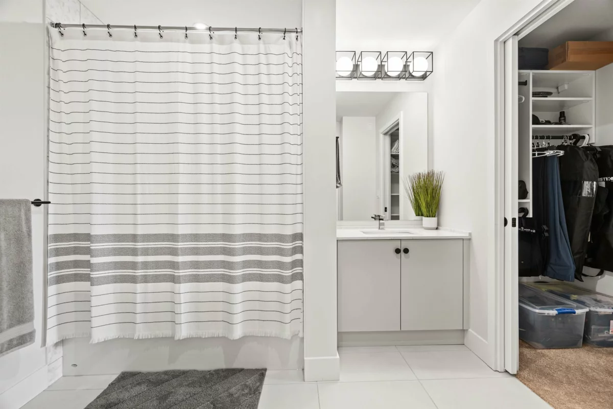 Office / Den Photo of 102 45511 Campus Drive, Chilliwack, BC