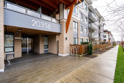210 20356 72b Avenue, Langley, BC, Langley — Apartment/Condo for sale