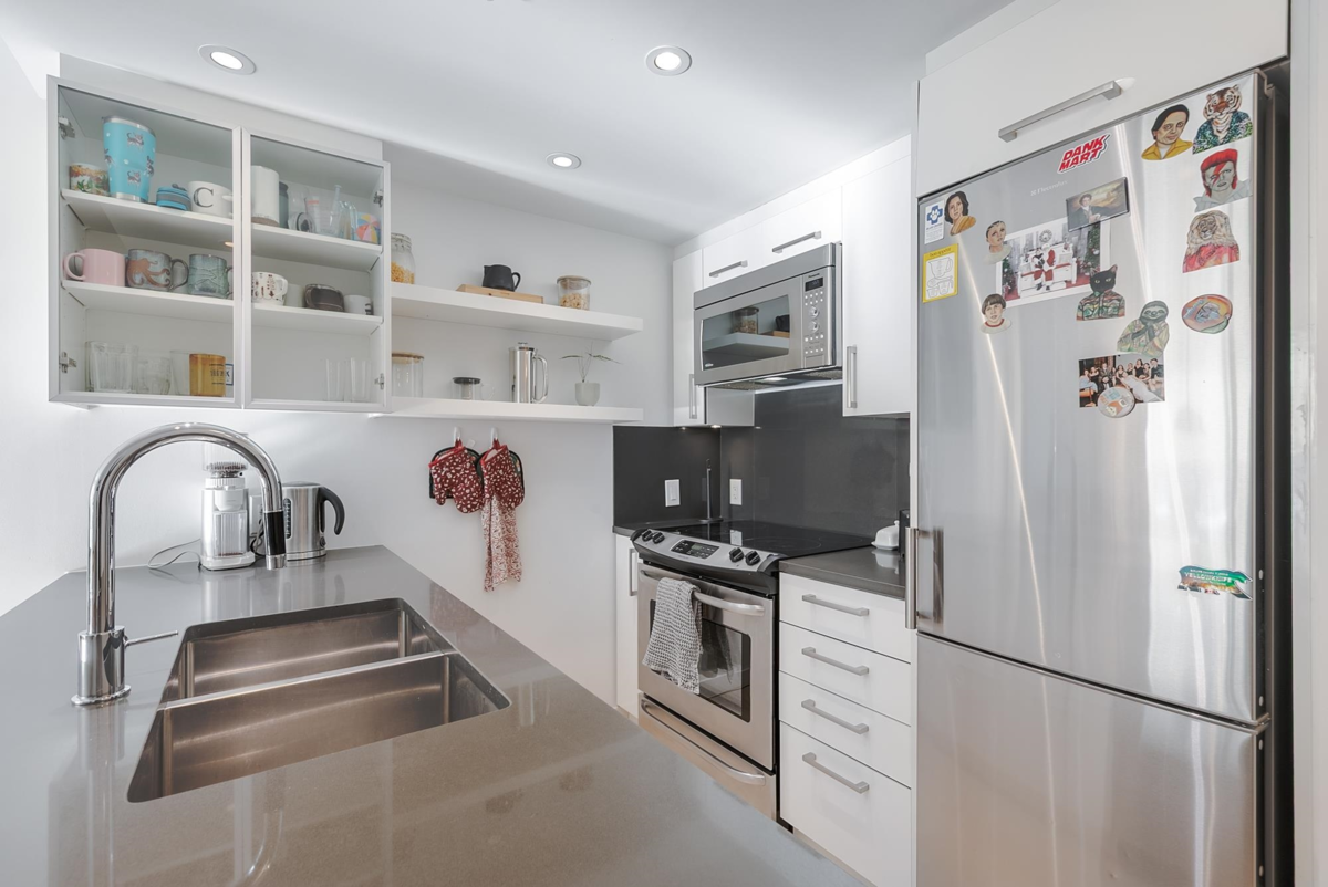 Bedroom 3 Photo of 302 933 E Hastings Street, Vancouver, BC