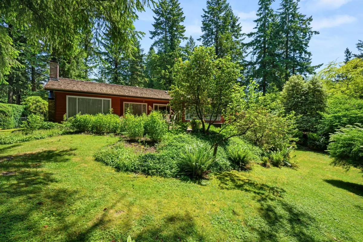 Garden / Landscaping Photo of 5281 236 Street, Langley, BC
