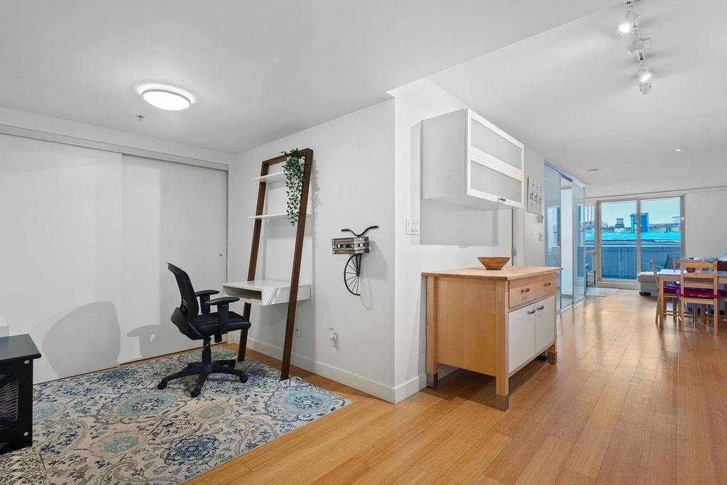 Outdoor Patio Photo of 406 718 Main Street, Vancouver, BC