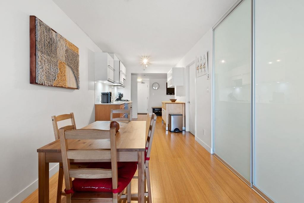 Primary Bedroom Photo of 406 718 Main Street, Vancouver, BC