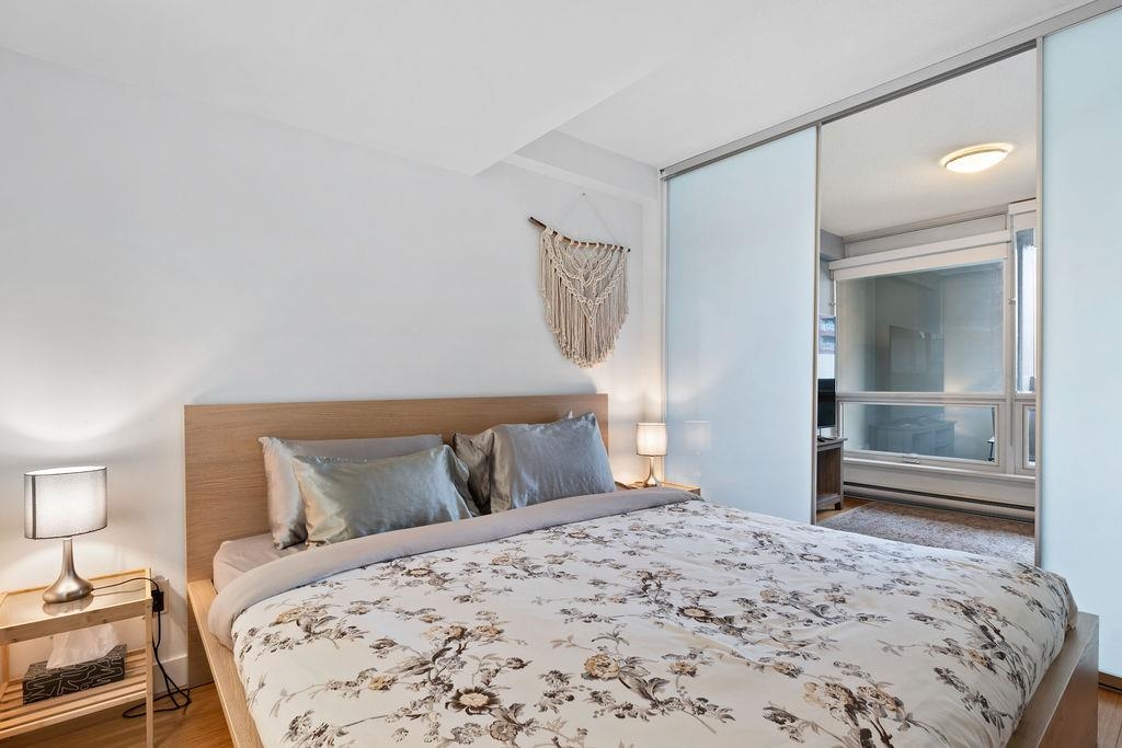 Walk-In Closet Photo of 406 718 Main Street, Vancouver, BC