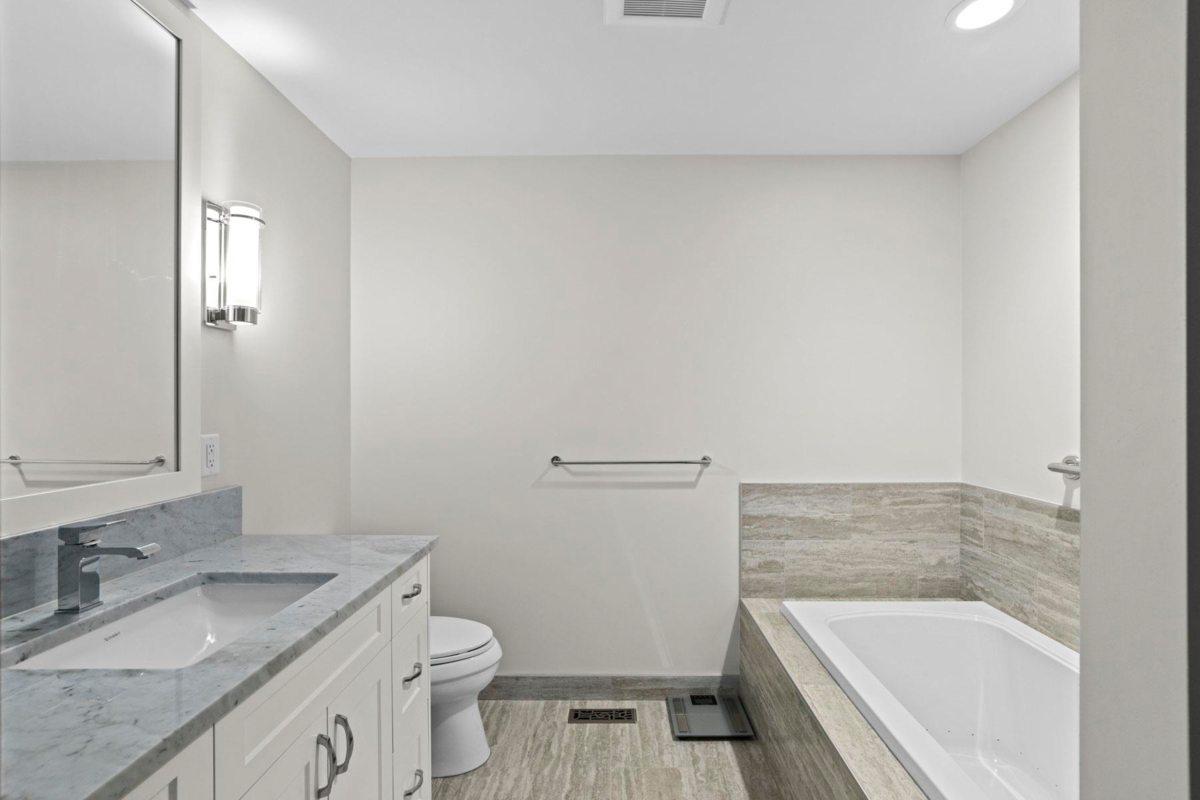 Laundry Room Photo of 2319 Marine Drive, West Vancouver, BC