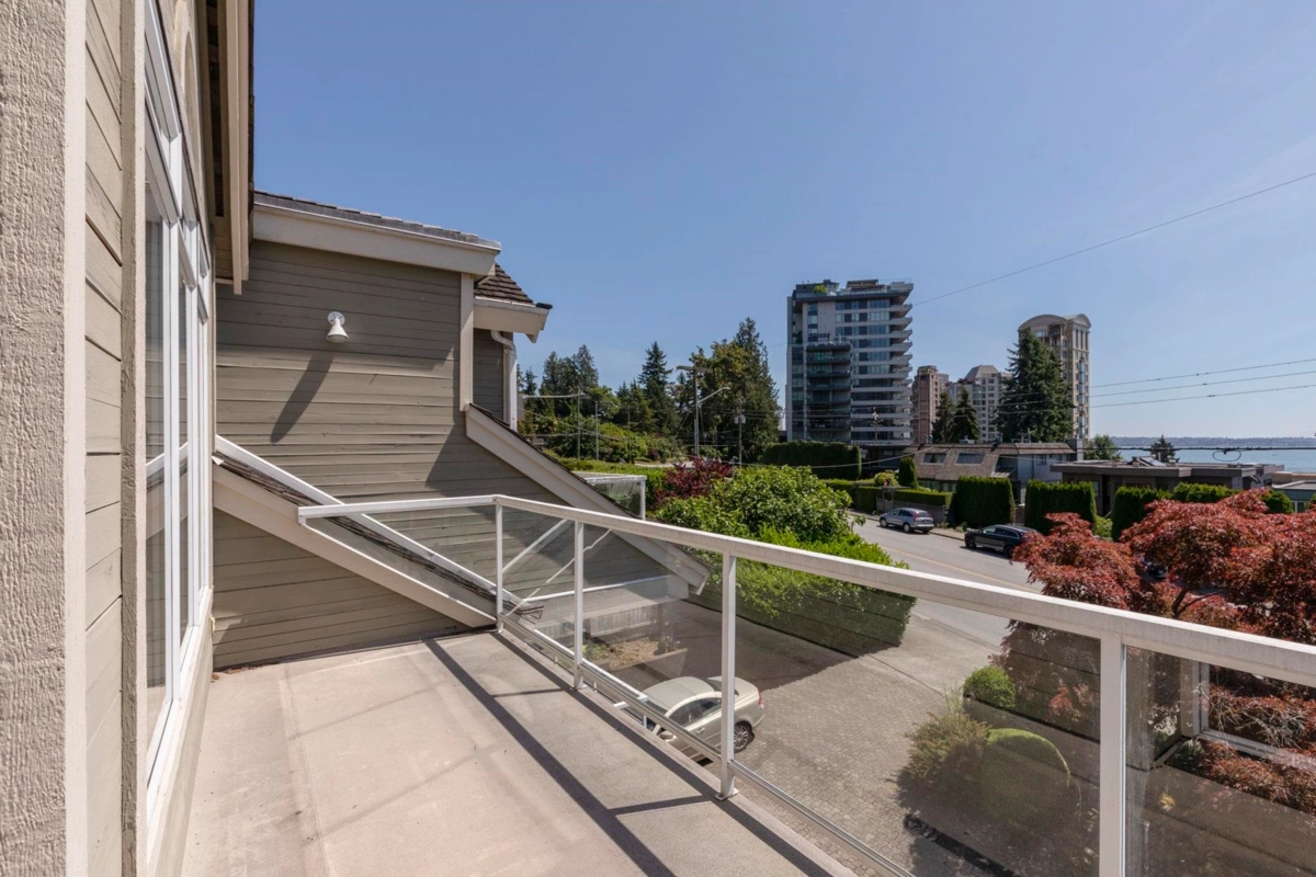 Neighborhood Park Photo Near 2319 Marine Drive, West Vancouver, BC