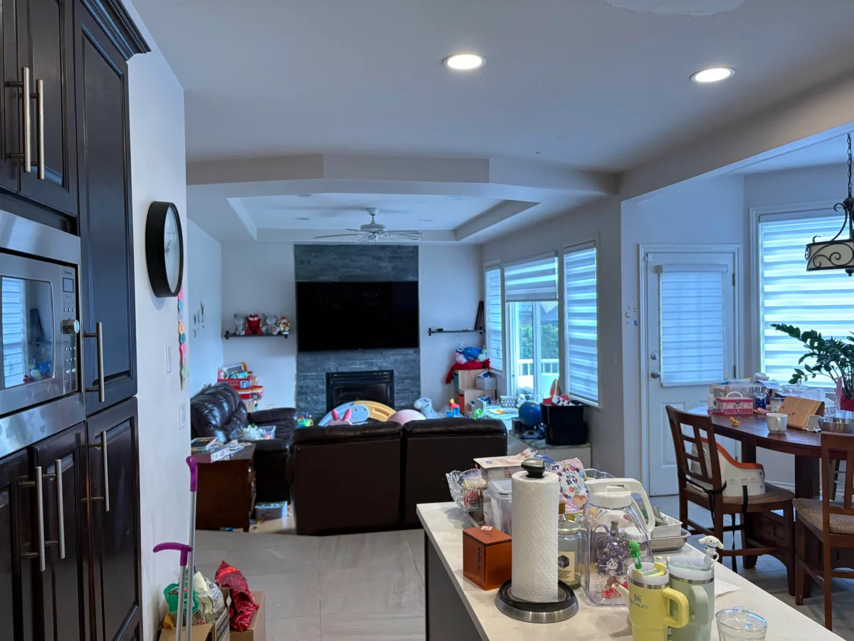 Family Room Photo of 10476 169a Street, Surrey, BC