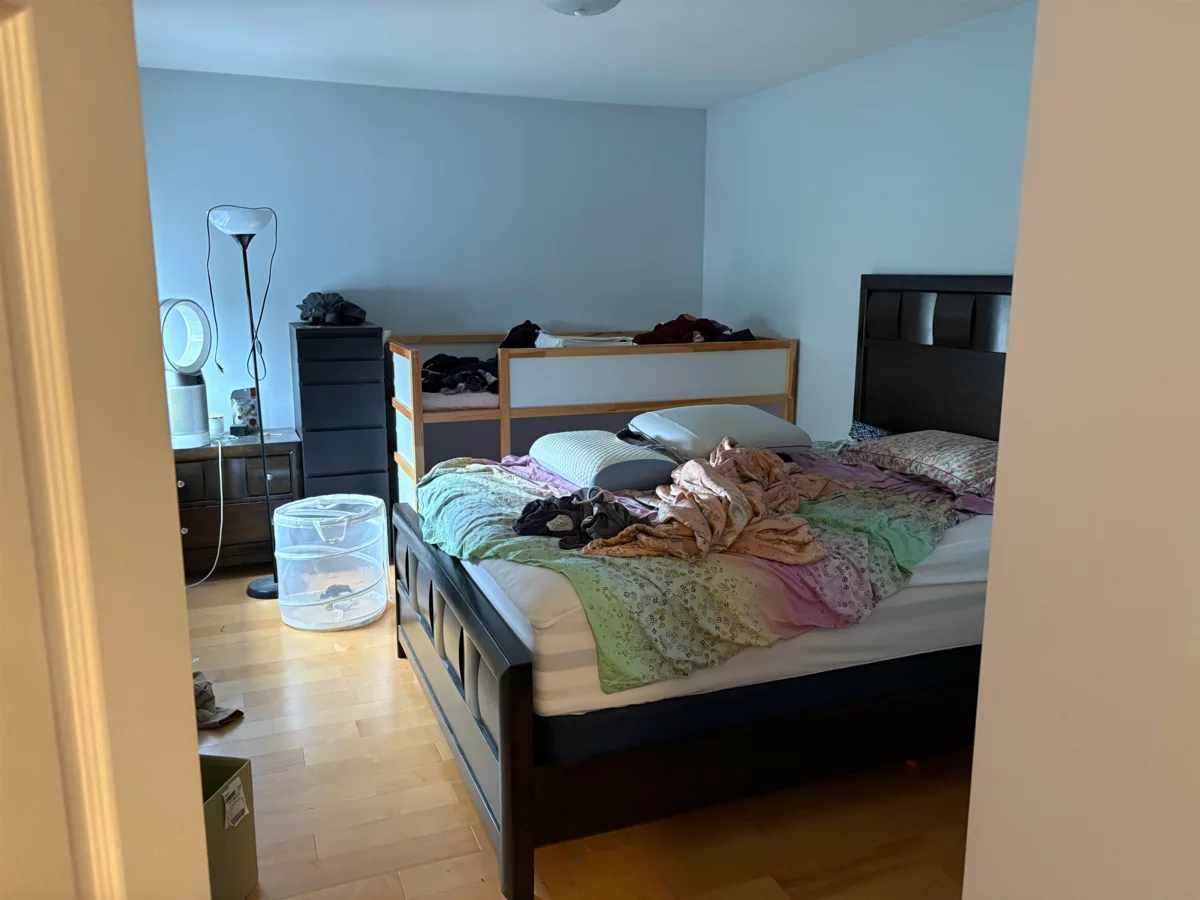 Guest Bathroom Photo of 10476 169a Street, Surrey, BC