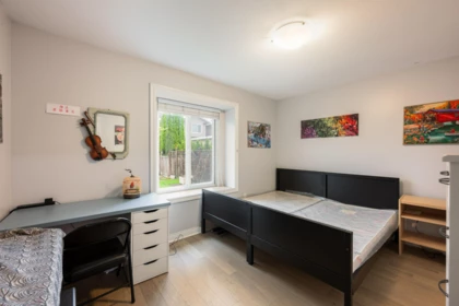 Dining Area Photo of 7489 Rosewood Street, Burnaby, BC