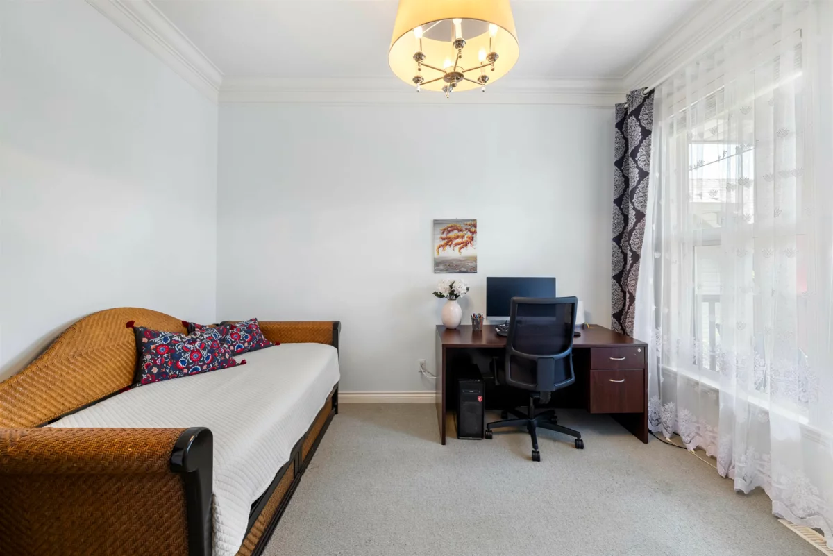 Backyard Photo of 19629 68a Avenue, Langley, BC