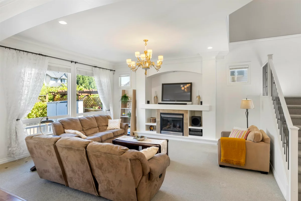 Breakfast Nook Photo of 19629 68a Avenue, Langley, BC