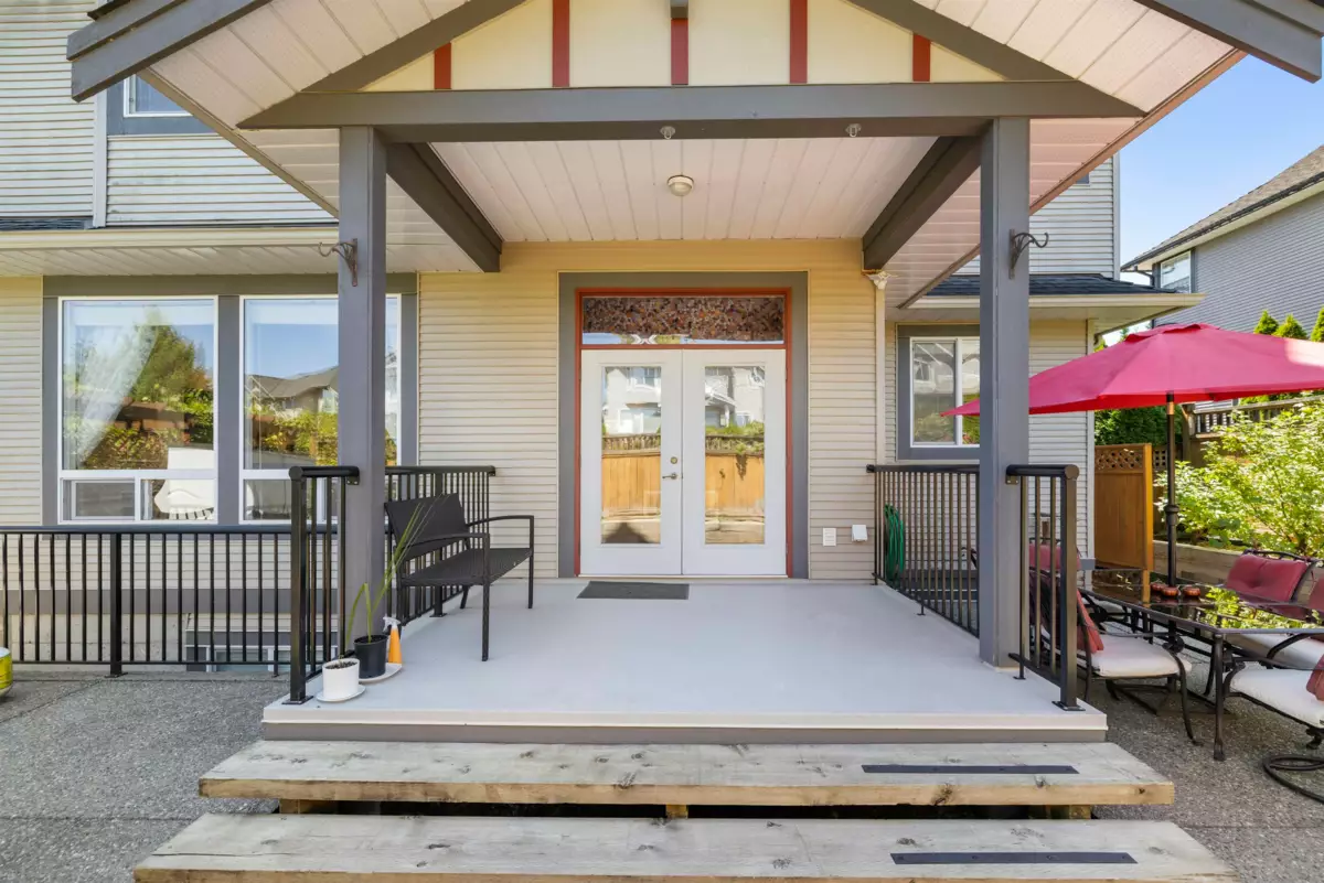 Family Room Photo of 19629 68a Avenue, Langley, BC