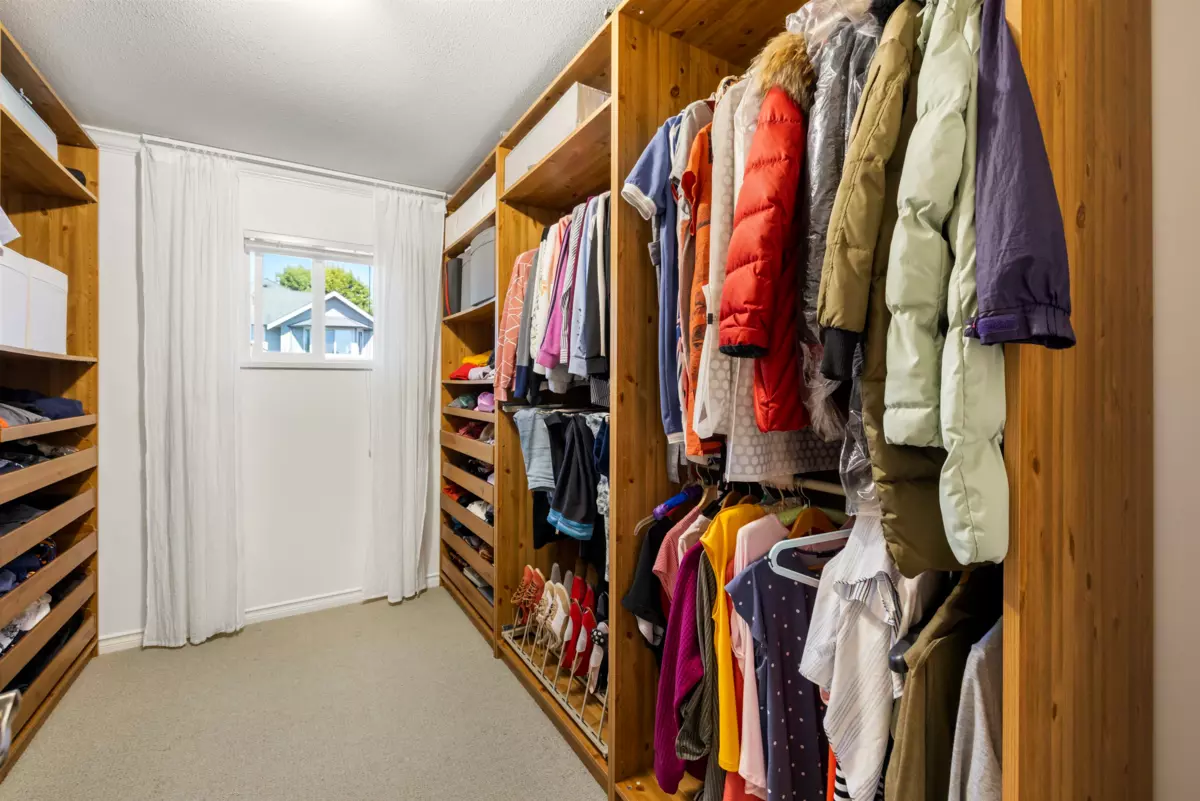 Hot Tub / Spa Photo of 19629 68a Avenue, Langley, BC