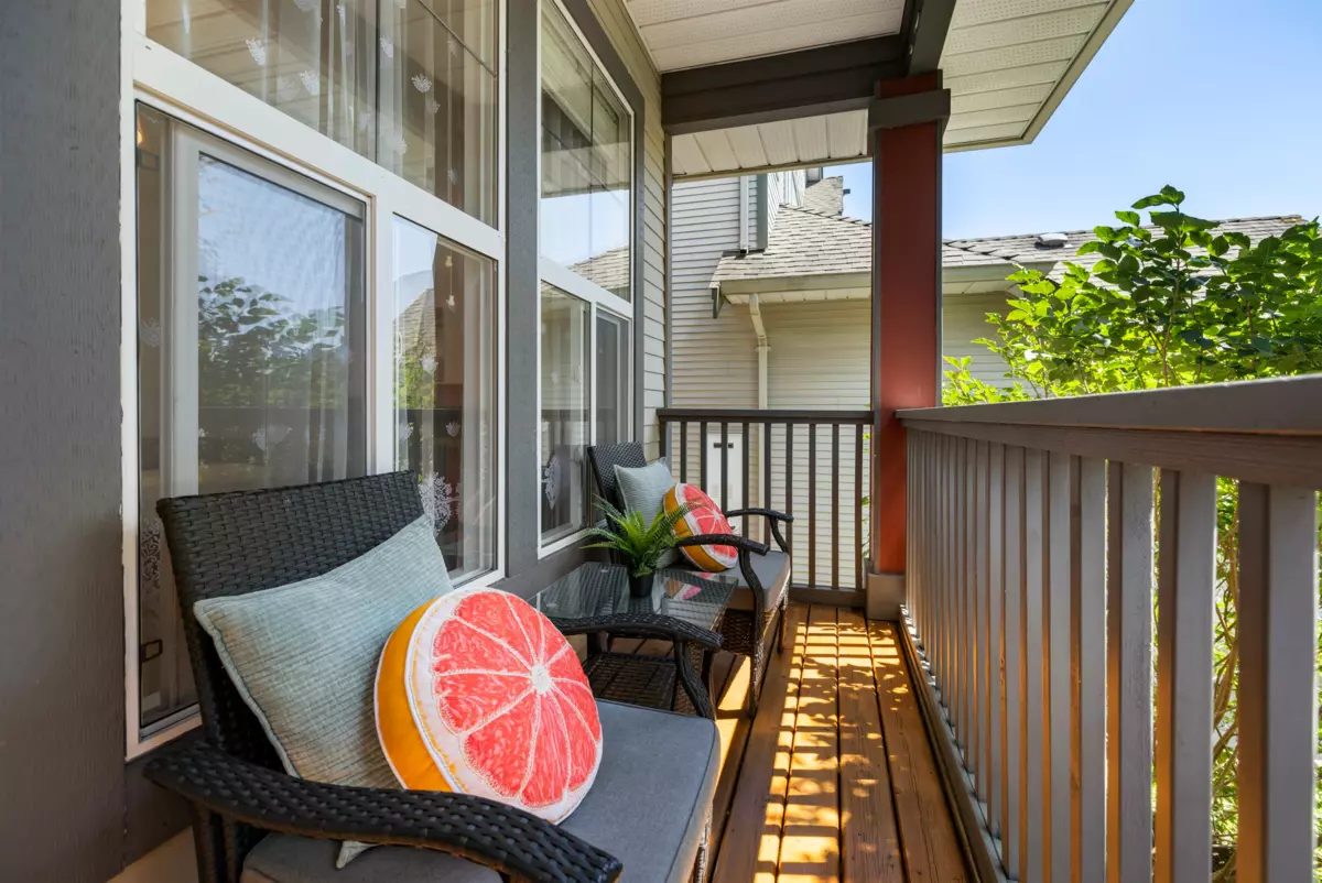 Staircase Photo of 19629 68a Avenue, Langley, BC