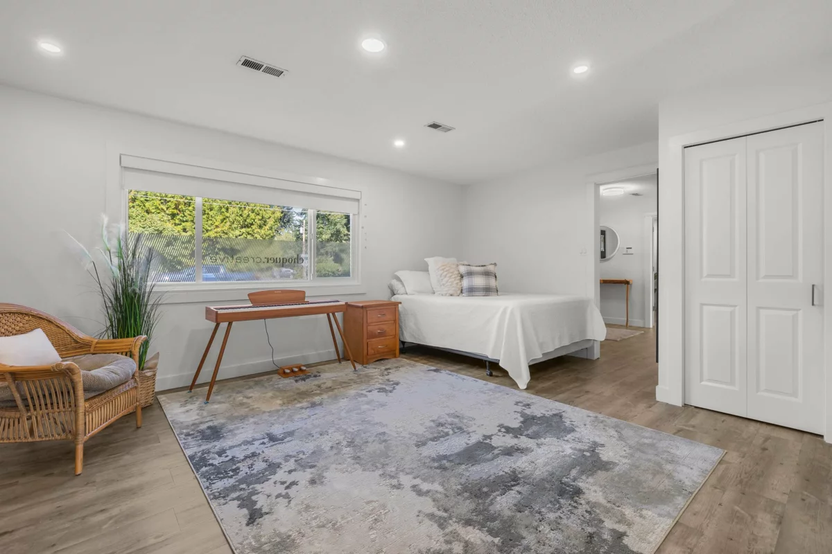 Laundry Room Photo of 20334 38a Avenue, Langley, BC