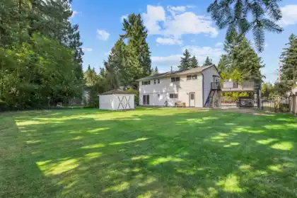 Neighborhood Park Photo Near 20334 38a Avenue, Langley, BC