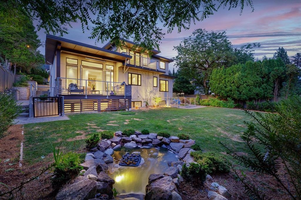 Aerial View of 517 Granada Crescent, North Vancouver, BC