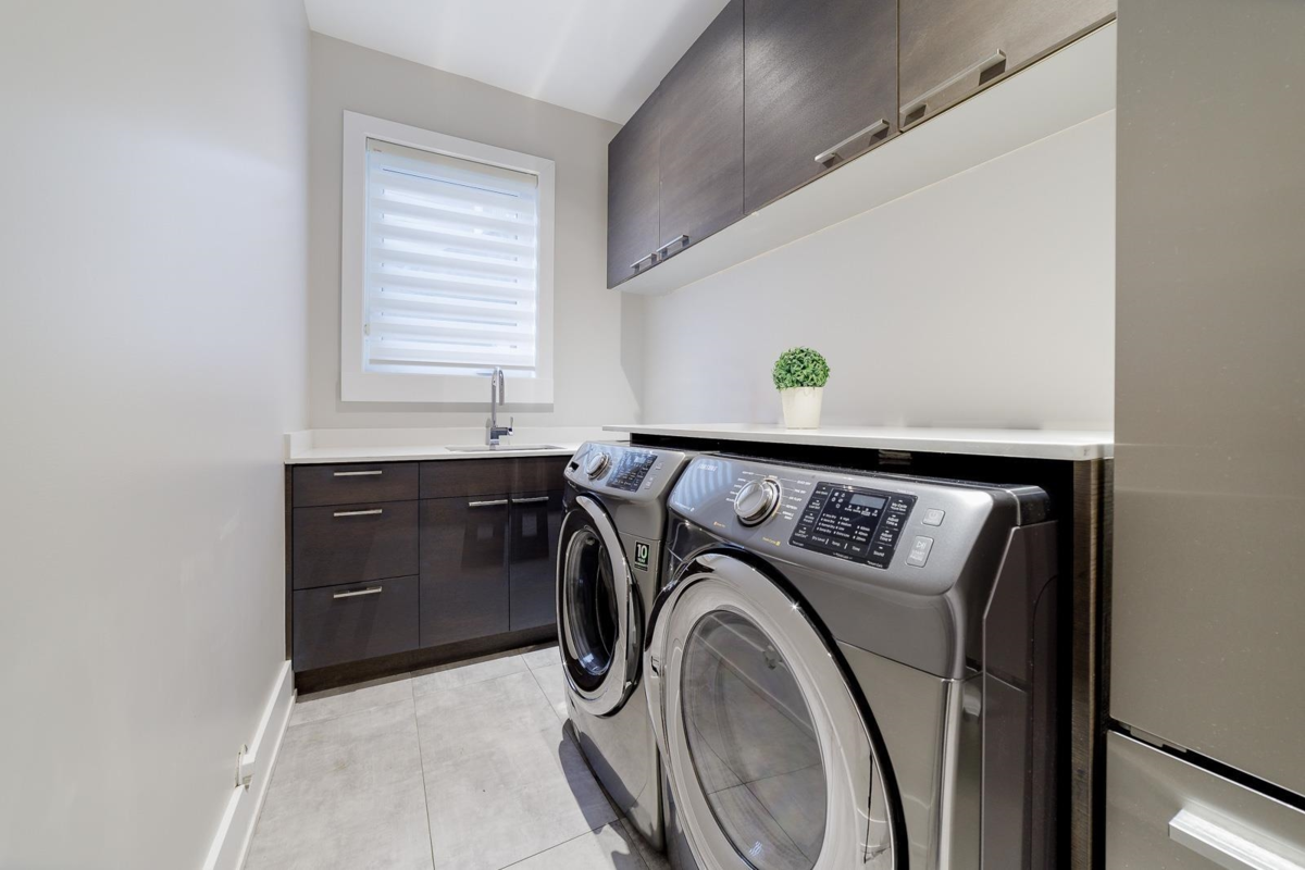 Bedroom 3 Photo of 517 Granada Crescent, North Vancouver, BC