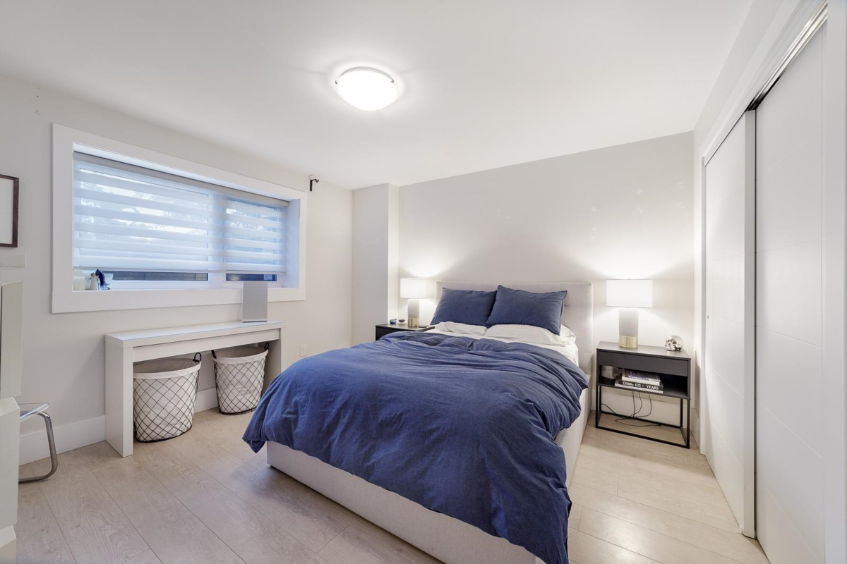 Garden / Landscaping Photo of 517 Granada Crescent, North Vancouver, BC