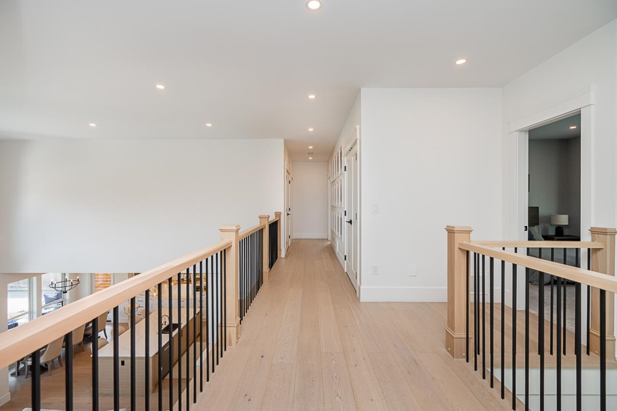 Guest Bathroom Photo of 1130 216 Street, Langley, BC