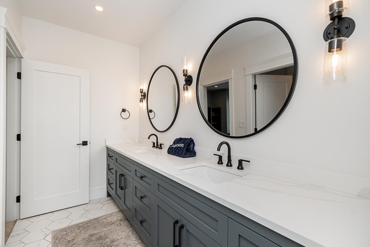 Hallway Photo of 1130 216 Street, Langley, BC