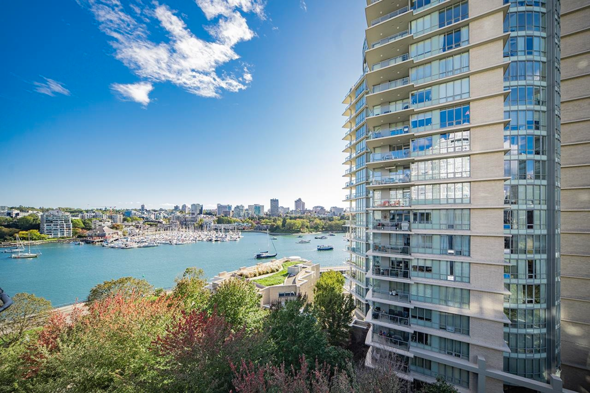 Basement Recreation Room Photo of PH1003 1288 Marinaside Crescent, Vancouver, BC