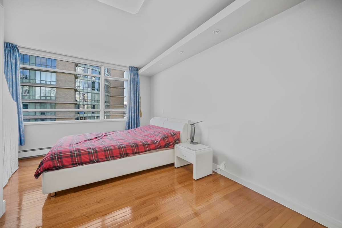 Breakfast Nook Photo of PH1003 1288 Marinaside Crescent, Vancouver, BC