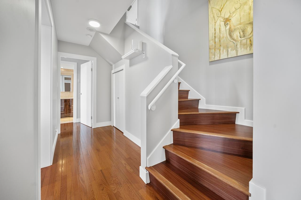 Guest Bathroom Photo of PH1003 1288 Marinaside Crescent, Vancouver, BC