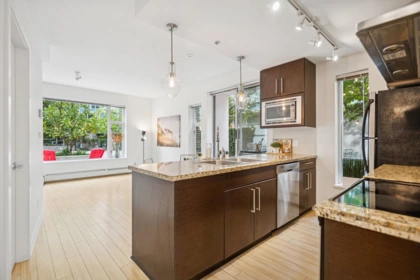 Kitchen Photo of 239 188 Keefer Place, Vancouver, BC