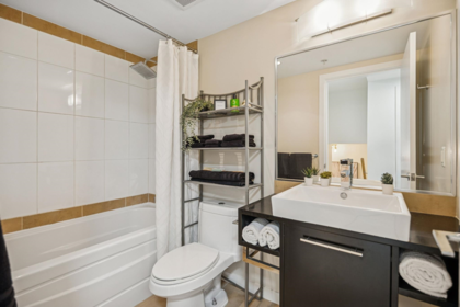 Office / Den Photo of 239 188 Keefer Place, Vancouver, BC